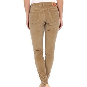 Levi’s 710 Corduroy Super Skinny Jeans